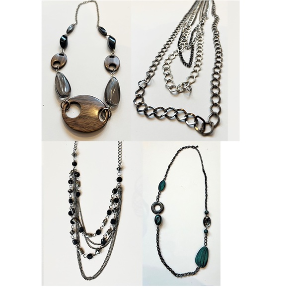 GROUP OF 4 NECKLACES - Picture 1 of 13